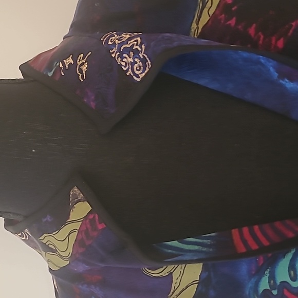 Chico lightweight jacket. - Picture 3 of 6